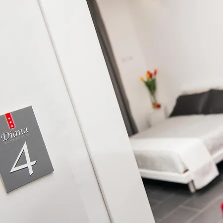 Bed & Breakfast Diana 3*